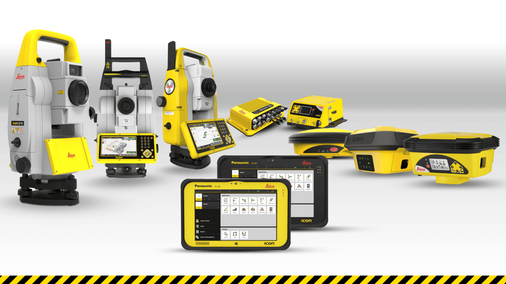 Une variété d'instruments de topographie et de construction Leica jaunes et gris et de tablettes sont présentés sur un fond blanc, y compris des stations totales, des contrôleurs et des récepteurs GNSS. Des bandes d'avertissement noires et jaunes bordent le bord inférieur.