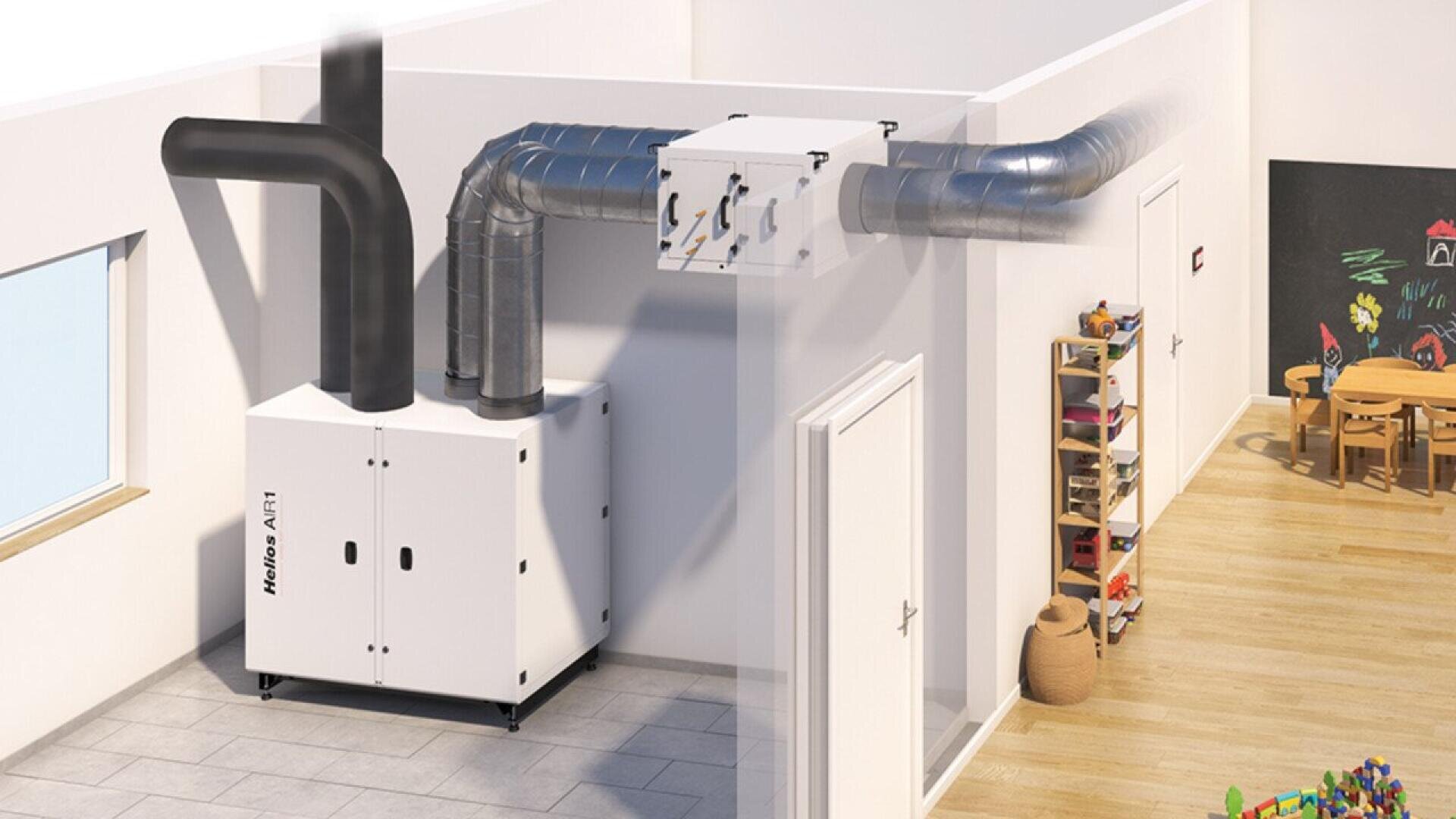 Un système de ventilation blanc à conduits multiples est installé dans une pièce d'angle, avec des conduits d'air courant le long du plafond. L'espace comprend une petite zone de stockage et une salle de jeux pour enfants avec des jouets et des tables.