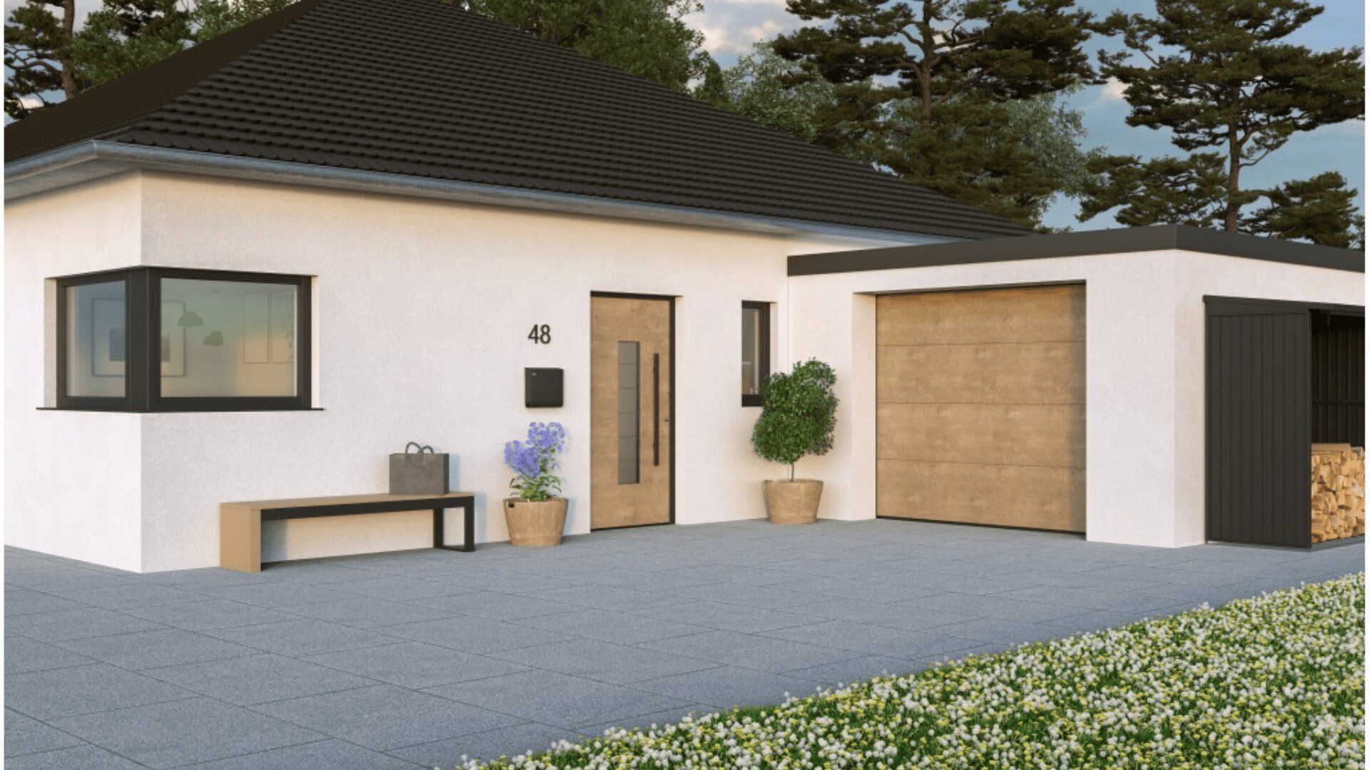 Maison blanche moderne avec un garage à toit plat, une porte en bois, de grandes fenêtres et des plantes en pot près de l'entrée. Un banc, un pot de fleurs bleu et un tas de bois soigneusement empilé sont également visibles dans la cour avant.