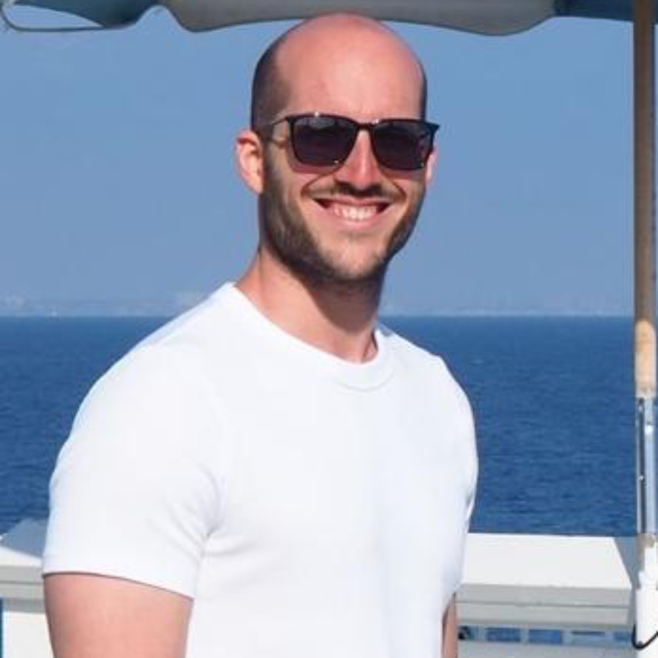 Dominic Bertschmann